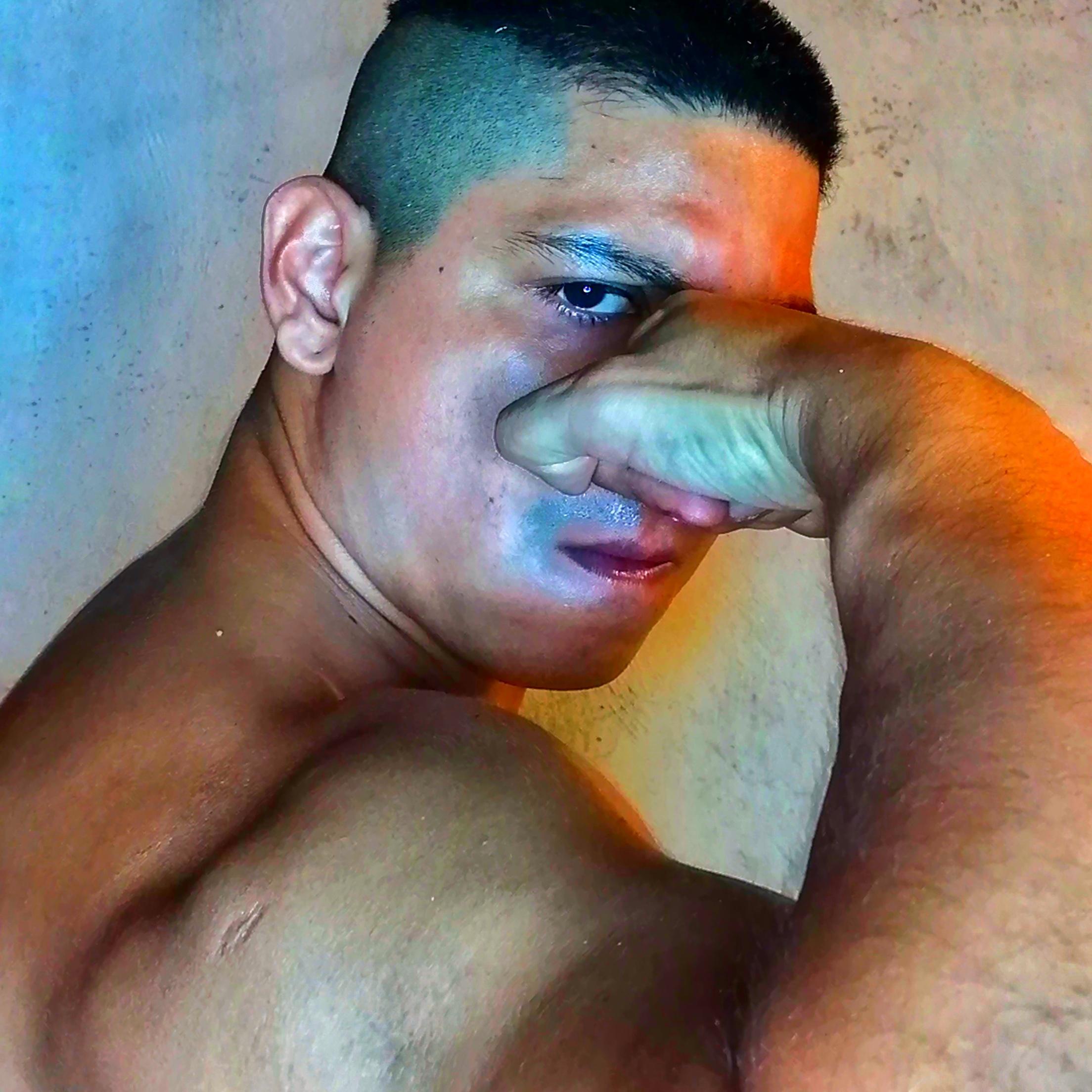 renatovallxxxy from Mexico
