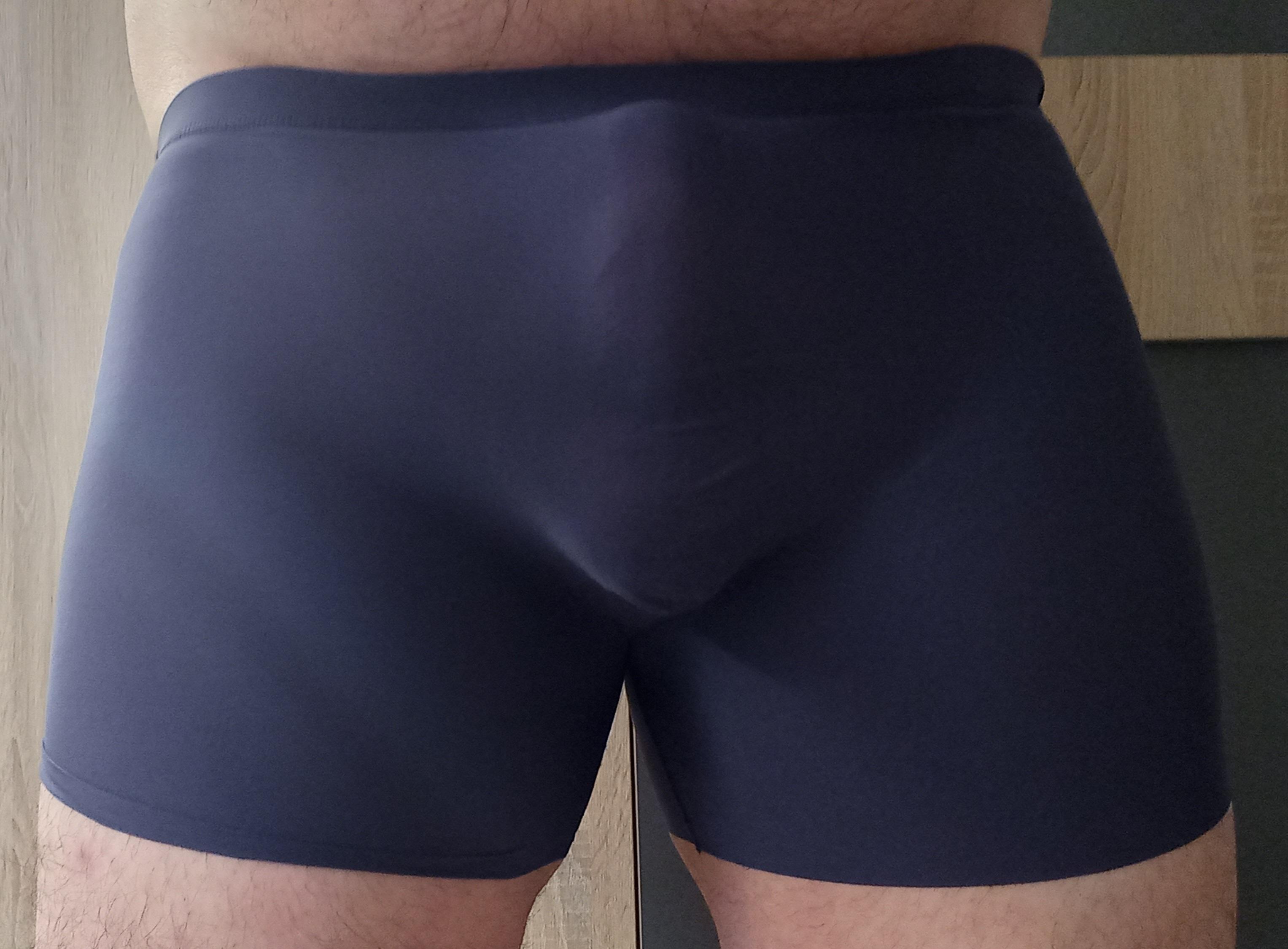 rzonemen from United Kingdom