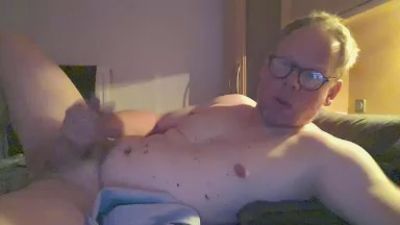 slutboyx73 from Netherlands