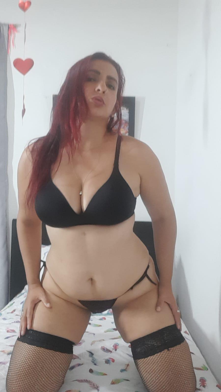 sweetsofia5 from Spain