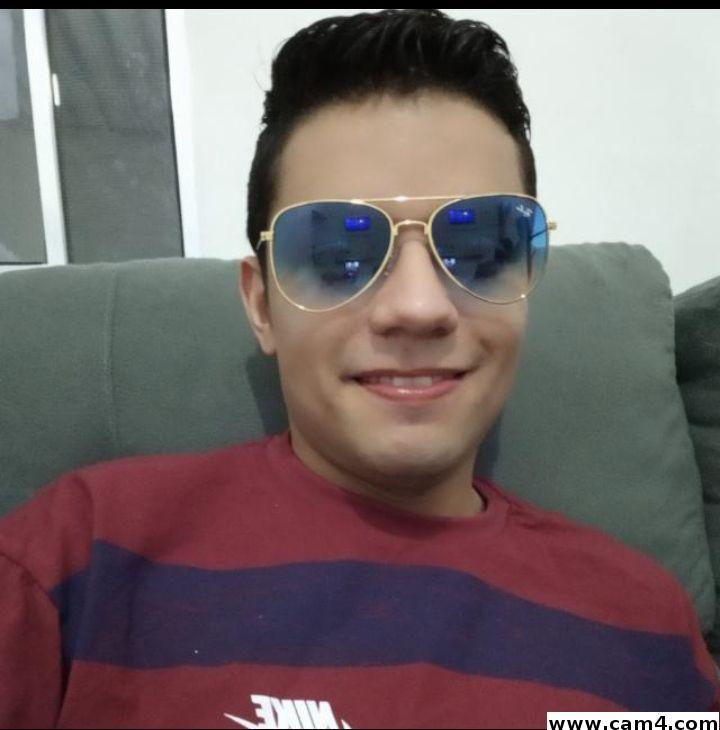 thiaguito200 from Brazil