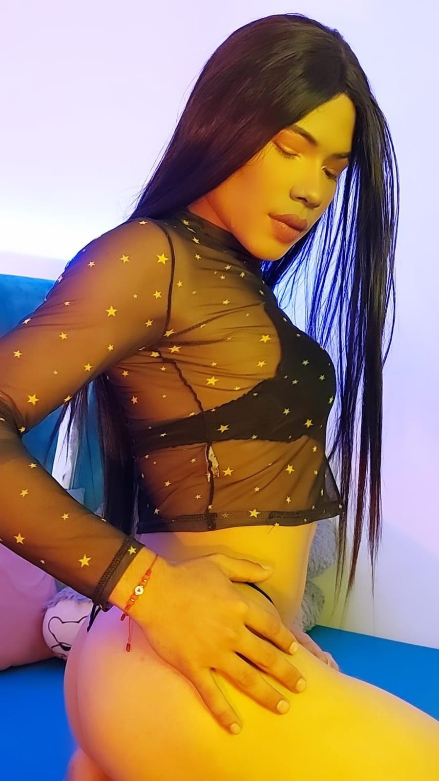 valery4Smolls from Costa Rica