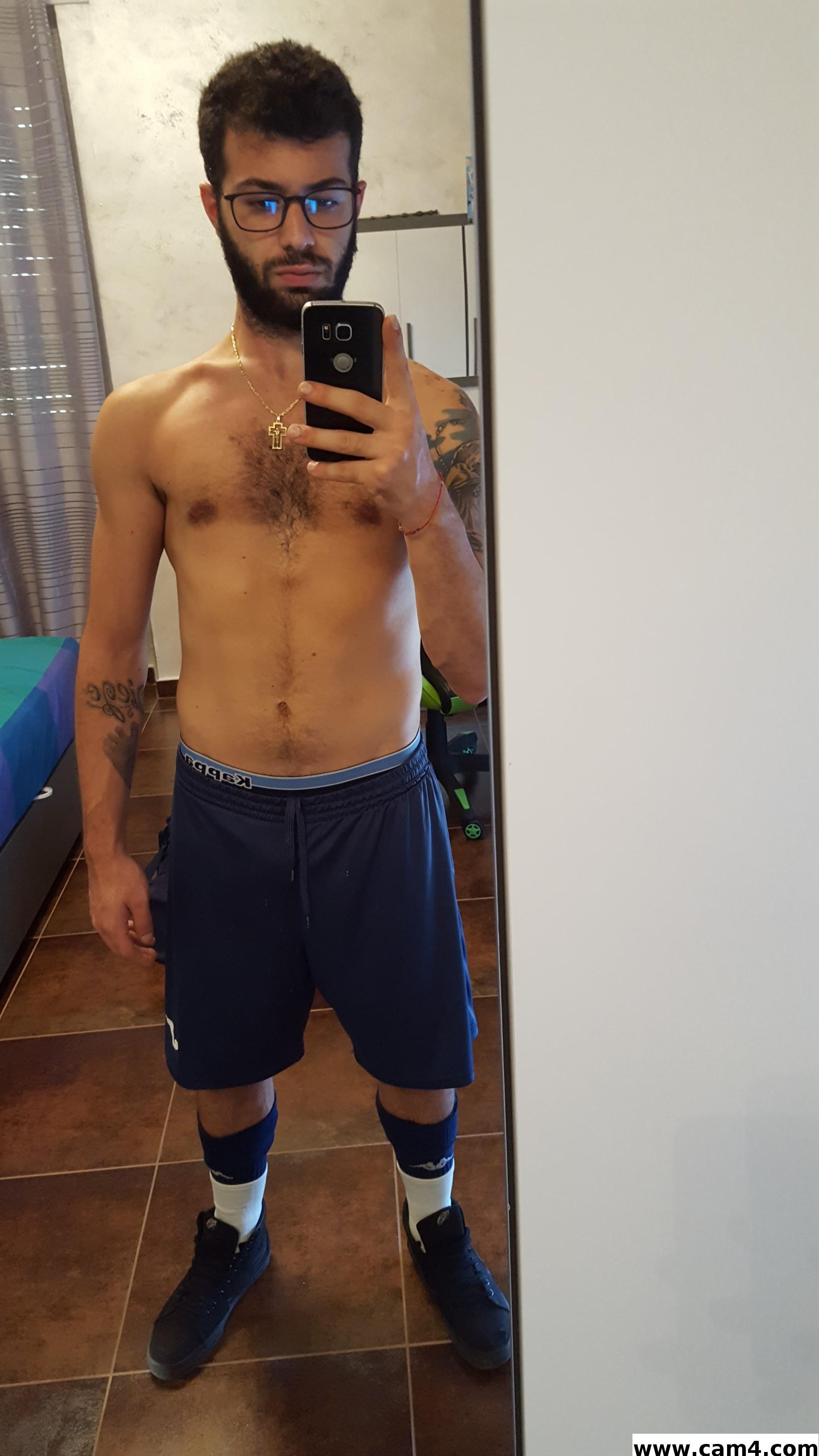 ven0ma90 from Italy