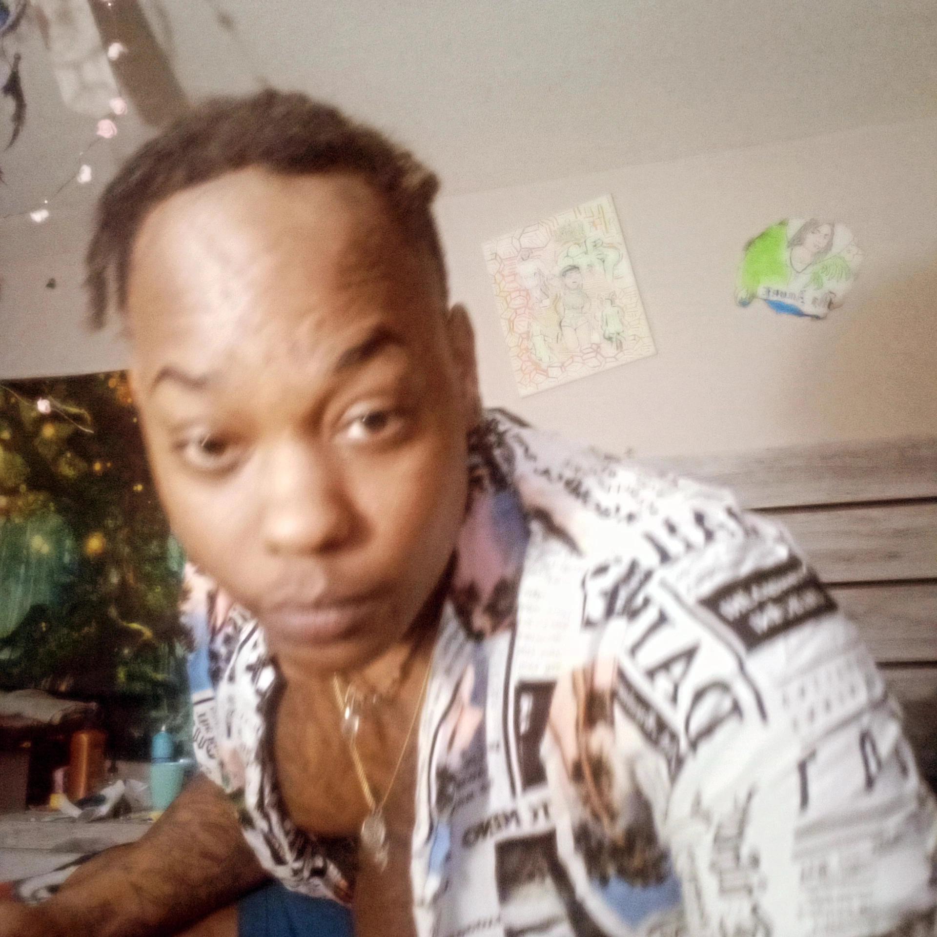 zdy252 from United States